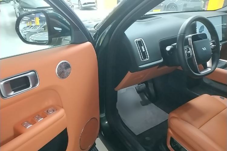 Used Li Auto L9 2025 Ultra Smart Refreshed Edition Driver Seat