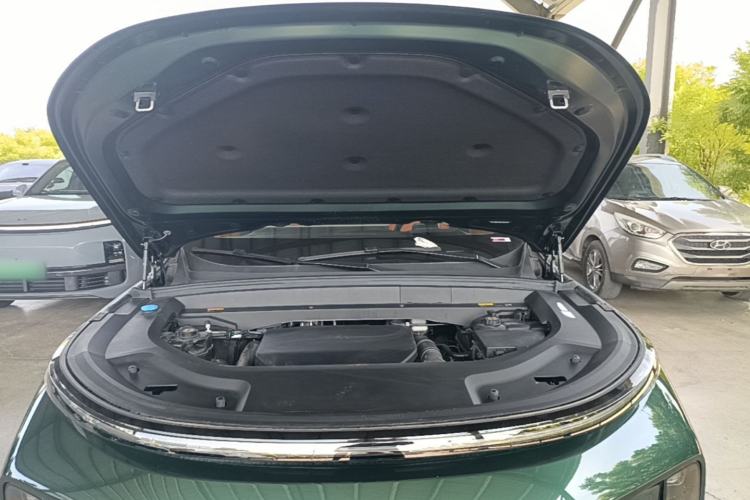 Used Li Auto L9 2025 Ultra Smart Refreshed Edition Engine Bay