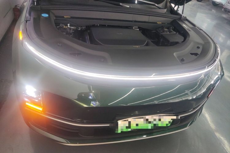 Used Li Auto L9 2025 Ultra Smart Refreshed Edition Engine Bay