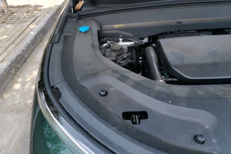 Used Li Auto L9 2025 Ultra Smart Refreshed Edition Engine Bay Right