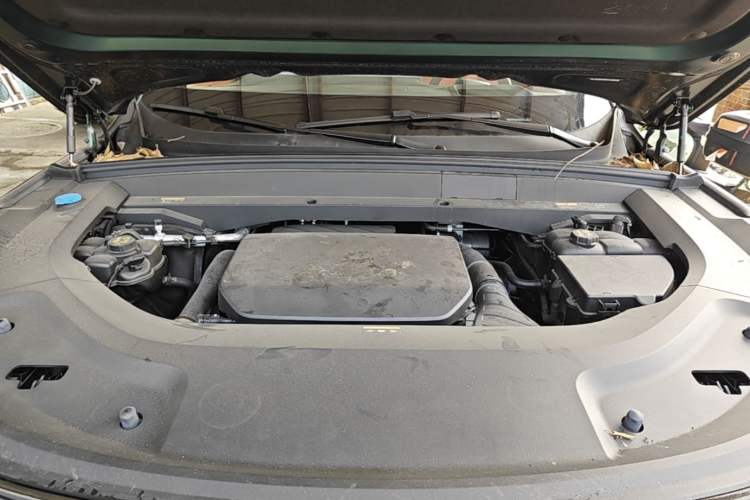 Used Li Auto L9 2025 Pro Smart Refreshed Edition Engine Bay