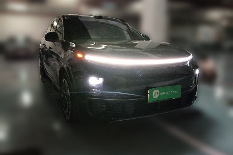 Used Li Auto L9 2025 Ultra Smart Refreshed Edition Front Right 45 Deg