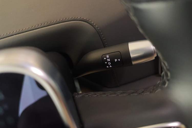 Used Li Auto L9 2025 Ultra Smart Refreshed Edition Gear Lever