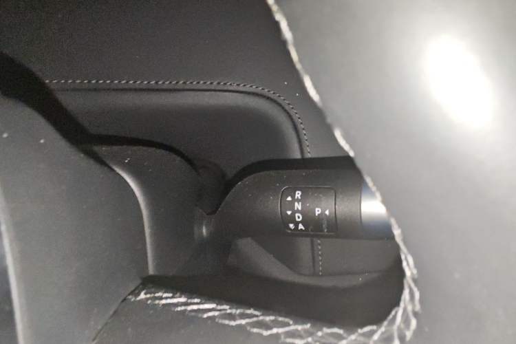 Used Li Auto L9 2025 Ultra Smart Refreshed Edition Gear Lever