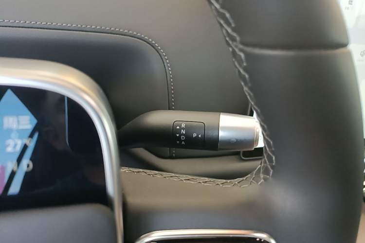 Used Li Auto L9 2025 Ultra Smart Refreshed Edition Gear Lever