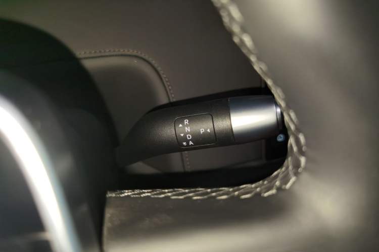 Used Li Auto L9 2025 Ultra Smart Refreshed Edition Gear Lever