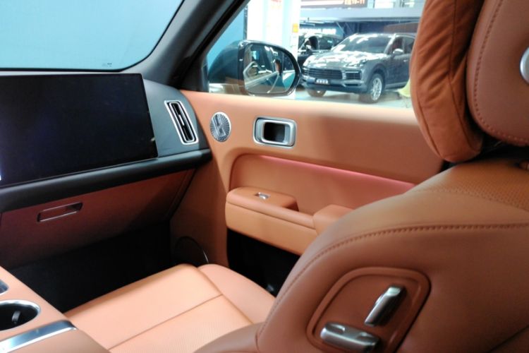 Used Li Auto L9 2025 Ultra Smart Refreshed Edition Interior 10