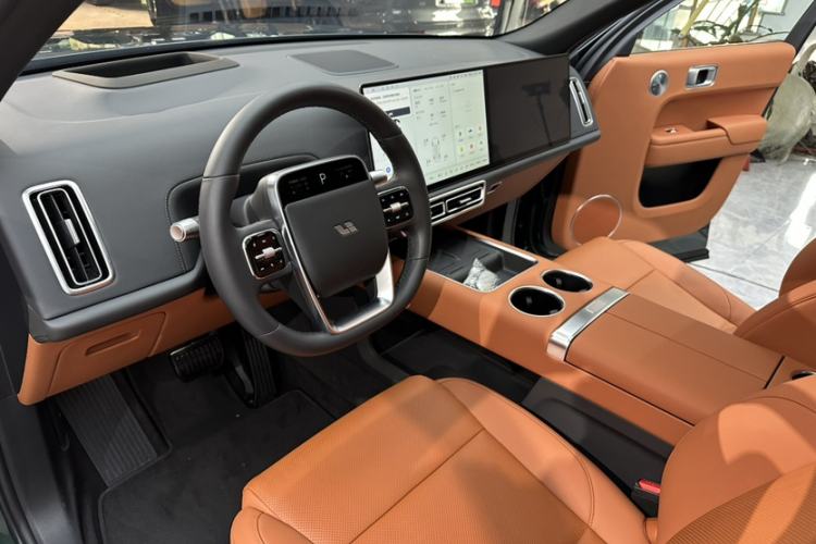 Used Li Auto L9 2025 Ultra Smart Refreshed Edition Interior 11