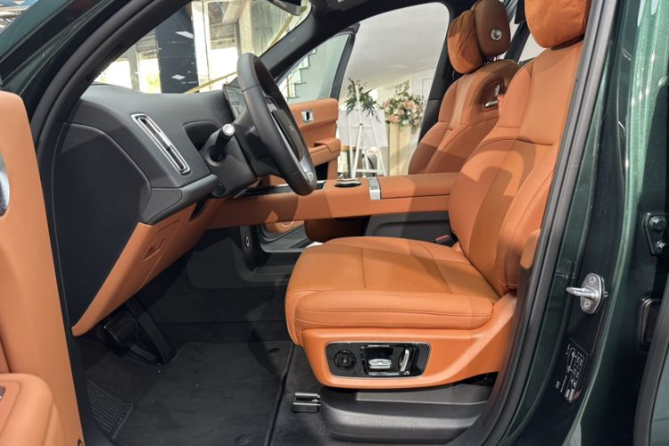 Used Li Auto L9 2025 Ultra Smart Refreshed Edition Interior 2