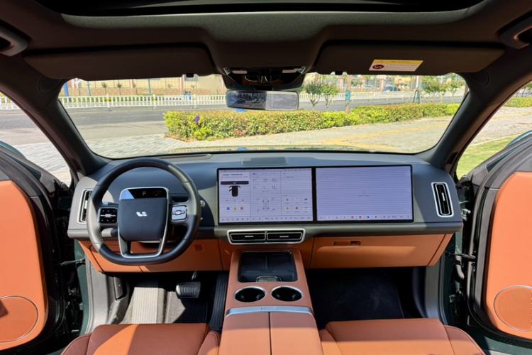 Used Li Auto L9 2025 Ultra Smart Refreshed Edition Interior 4