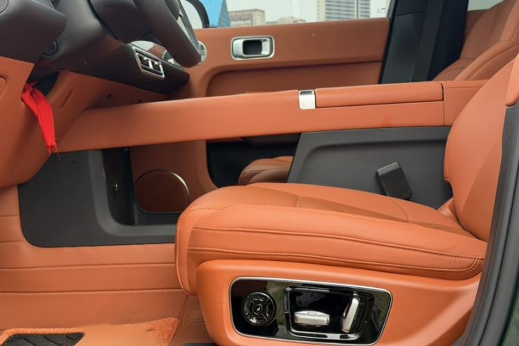 Used Li Auto L9 2025 Pro Smart Refreshed Edition Interior 4