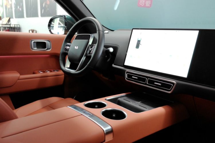Used Li Auto L9 2025 Ultra Smart Refreshed Edition Interior 9