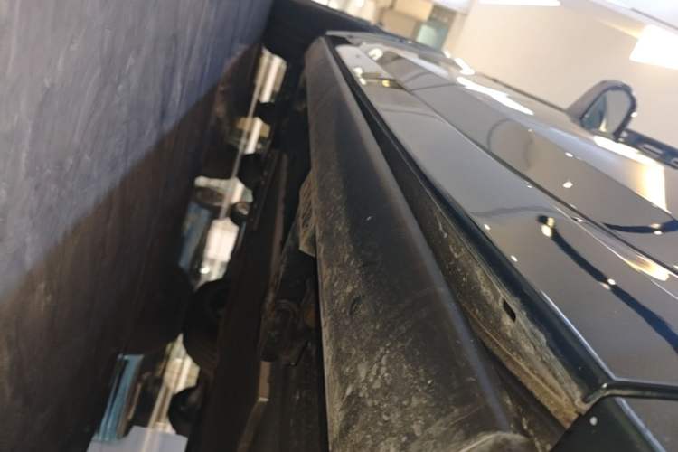 Used Li Auto L9 2025 Ultra Smart Refreshed Edition Left Side Sill