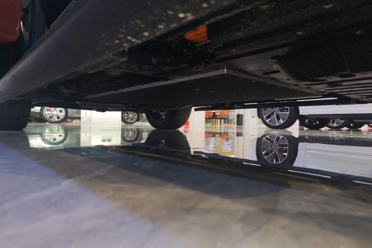 Used Li Auto L9 2025 Ultra Smart Refreshed Edition Left Side Sill