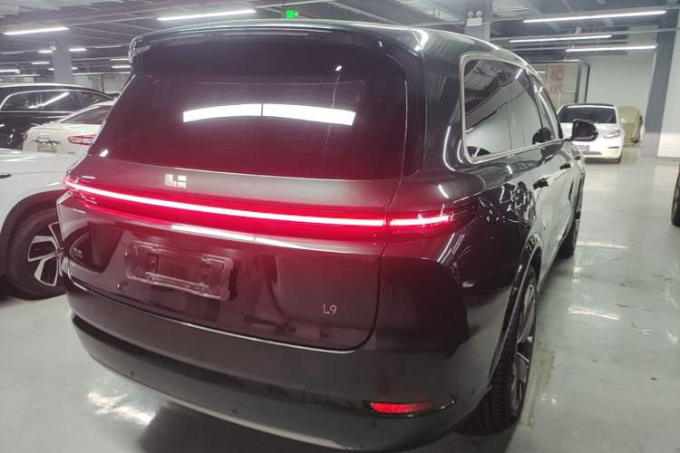 Used Li Auto L9 2025 Ultra Smart Refreshed Edition Rear Right 45 Deg