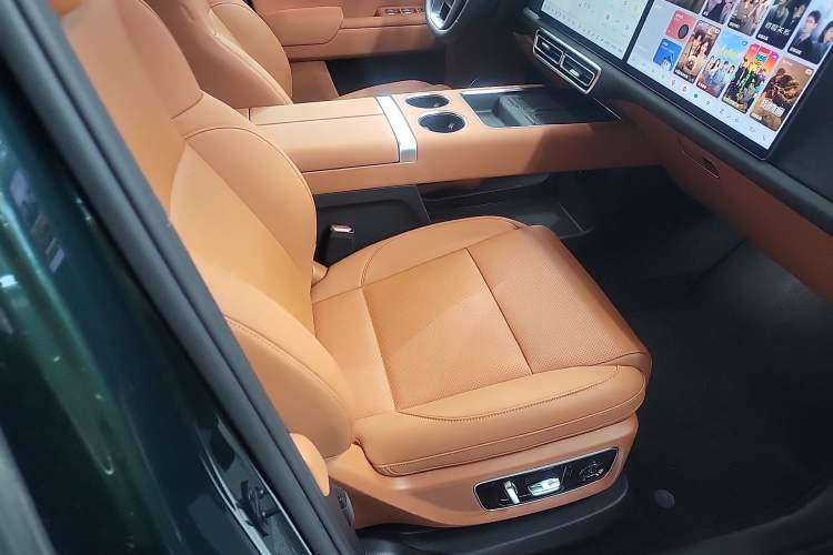 Used Li Auto L9 2025 Ultra Smart Refreshed Edition Right Front Seat