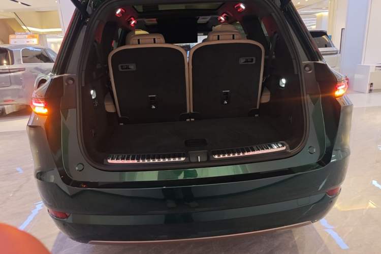 Used Li Auto L9 2025 Ultra Smart Refreshed Edition Trunk