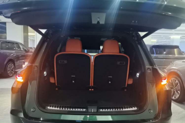 Used Li Auto L9 2025 Ultra Smart Refreshed Edition Trunk