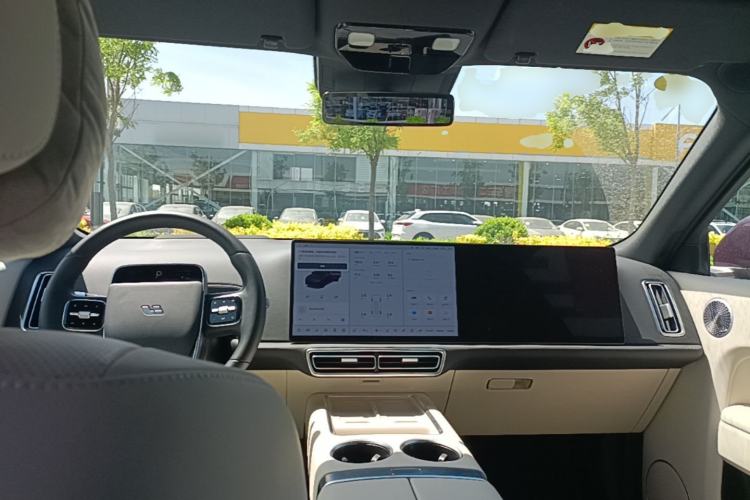 Used Li Auto L9 2025 Ultra Smart Refreshed Edition Center Console