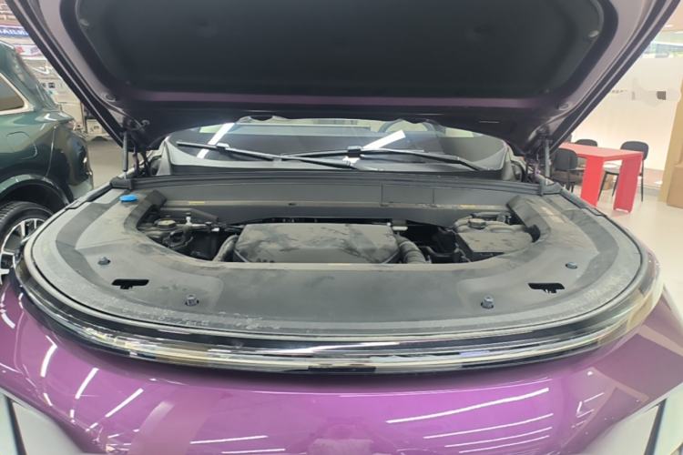 Used Li Auto L9 2025 Ultra Smart Refreshed Edition Engine Bay