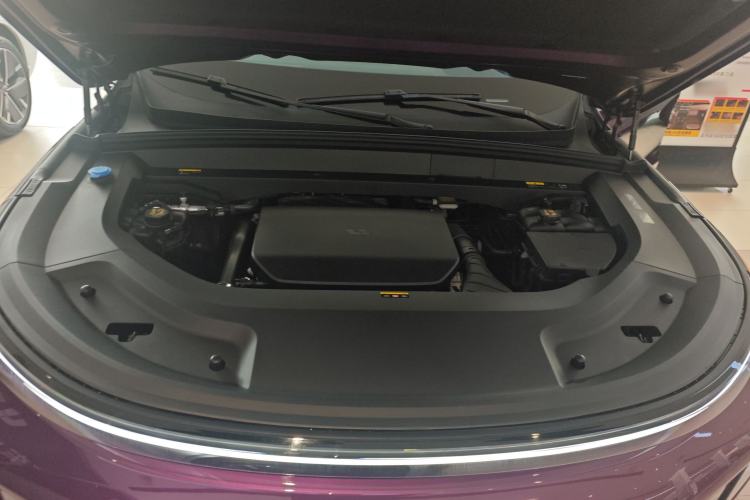 Used Li Auto L9 2025 Ultra Smart Refreshed Edition Engine Bay