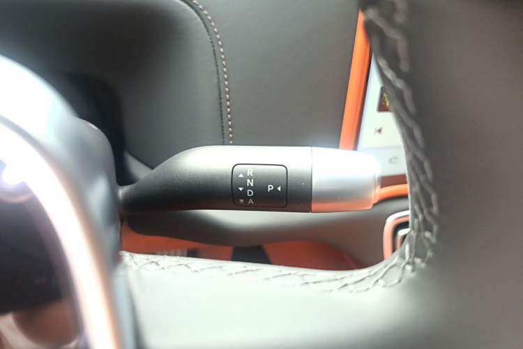 Used Li Auto L9 2025 Ultra Smart Refreshed Edition Gear Lever