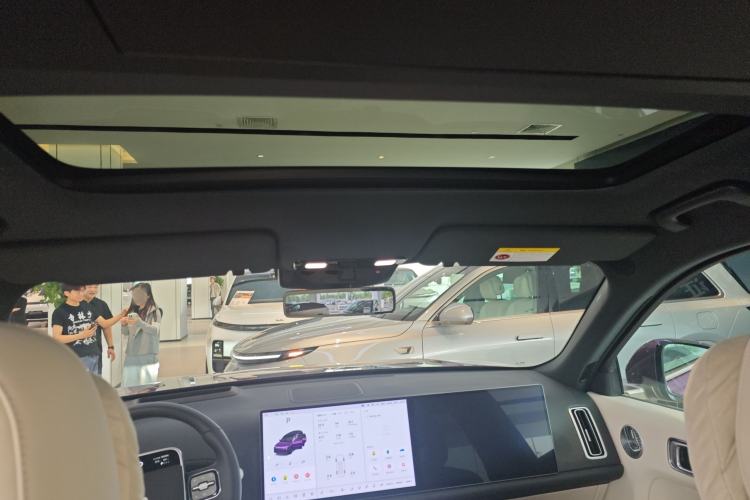 Used Li Auto L9 2025 Ultra Smart Refreshed Edition Headliner