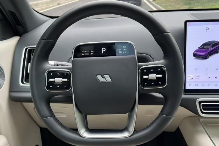 Used Li Auto L9 2025 Ultra Smart Refreshed Edition Interior 7