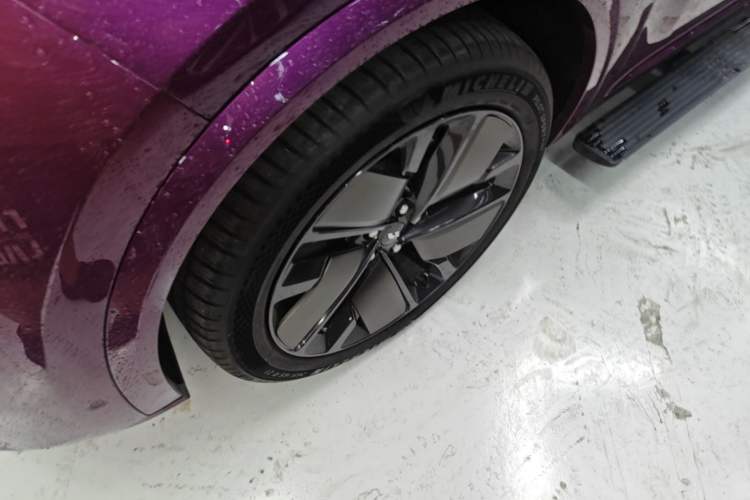 Used Li Auto L9 2025 Ultra Smart Refreshed Edition Left Front Wheel Hub