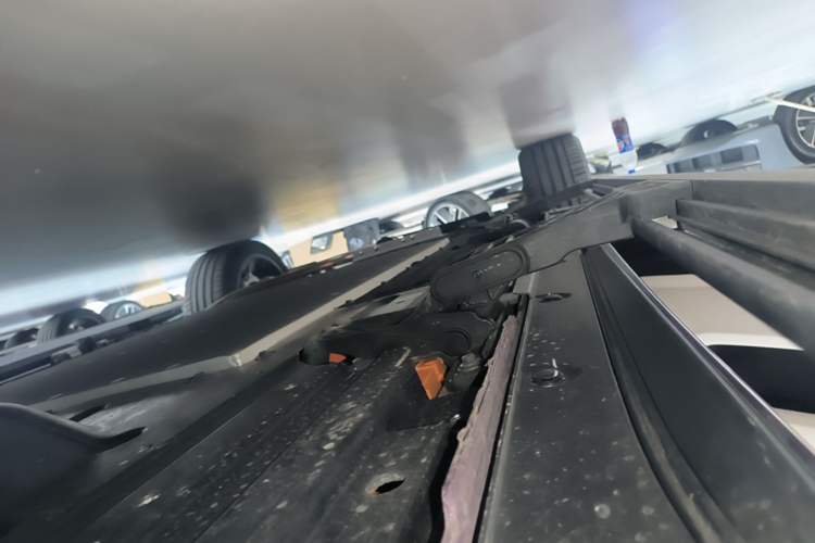 Used Li Auto L9 2025 Ultra Smart Refreshed Edition Left Side Sill