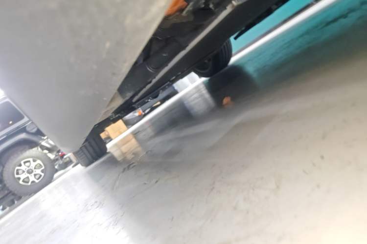 Used Li Auto L9 2025 Ultra Smart Refreshed Edition Left Side Sill