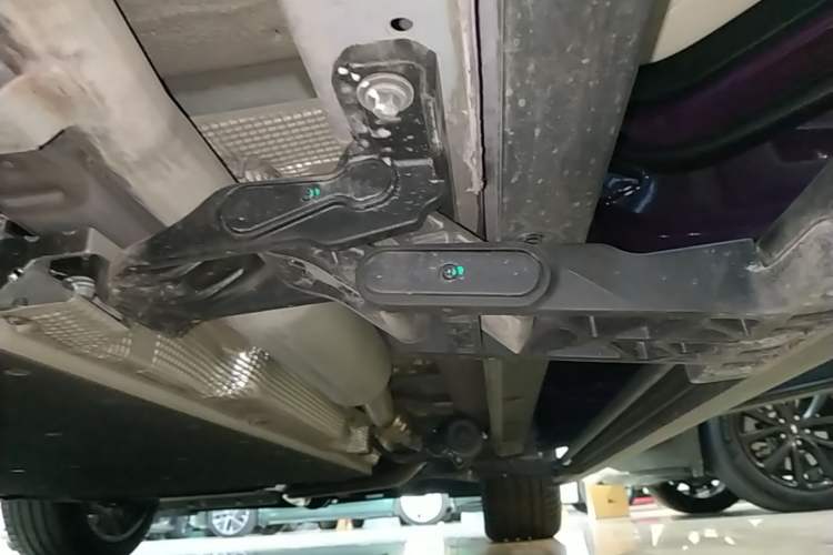 Used Li Auto L9 2025 Ultra Smart Refreshed Edition Right Side Sill