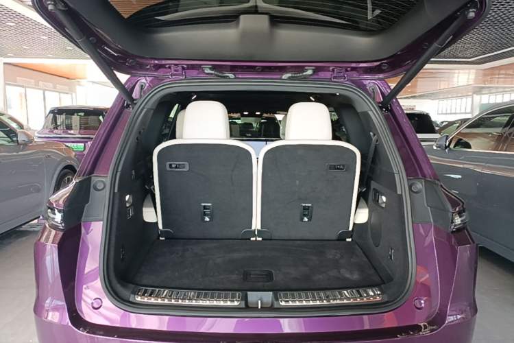 Used Li Auto L9 2025 Ultra Smart Refreshed Edition Trunk