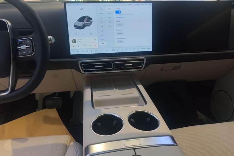 Used Li Auto L9 2025 Ultra Smart Refreshed Edition Audio And AC Panel
