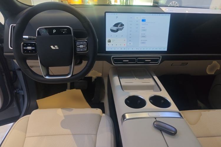 Used Li Auto L9 2025 Ultra Smart Refreshed Edition Center Console