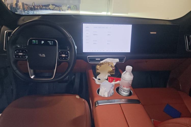 Used Li Auto L9 2025 Pro Smart Refreshed Edition Center Console