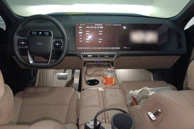 Used Li Auto L9 2025 Ultra Smart Refreshed Edition Center Console