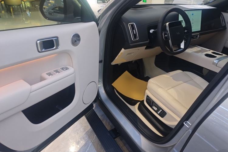 Used Li Auto L9 2025 Ultra Smart Refreshed Edition Driver Seat