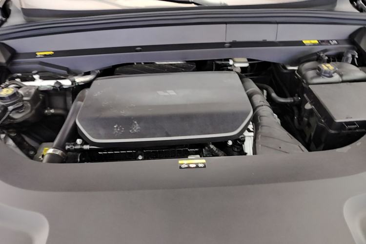 Used Li Auto L9 2025 Ultra Smart Refreshed Edition Engine Bay