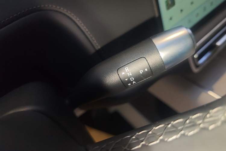 Used Li Auto L9 2025 Ultra Smart Refreshed Edition Gear Lever