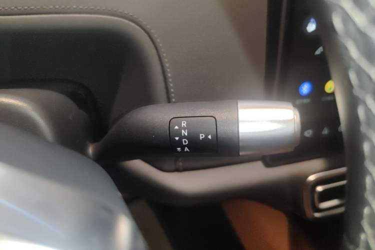 Used Li Auto L9 2025 Ultra Smart Refreshed Edition Gear Lever