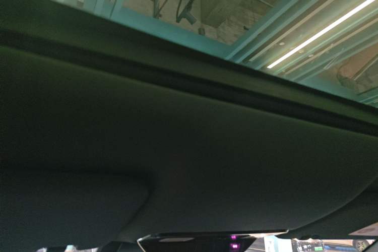 Used Li Auto L9 2025 Ultra Smart Refreshed Edition Headliner