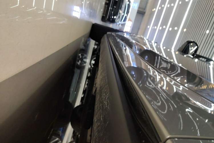 Used Li Auto L9 2025 Ultra Smart Refreshed Edition Left Side Sill