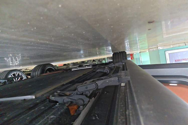 Used Li Auto L9 2025 Ultra Smart Refreshed Edition Left Side Sill