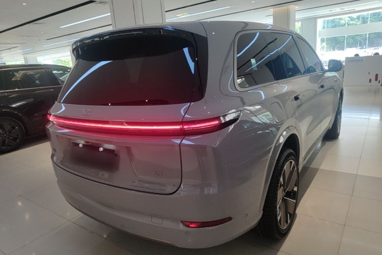 Used Li Auto L9 2025 Ultra Smart Refreshed Edition Rear Right 45 Deg