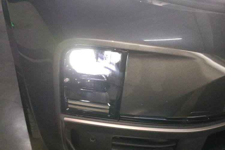 Used Li Auto L9 2025 Ultra Smart Refreshed Edition Right Front Headlight