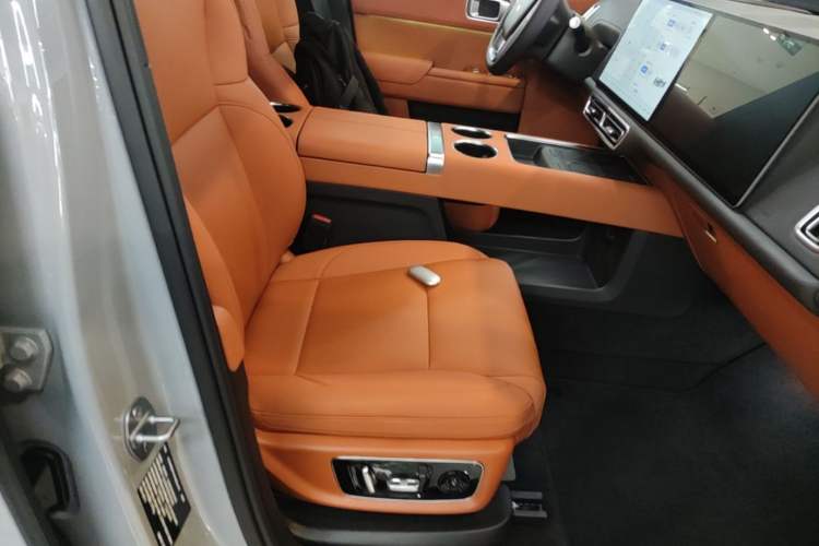 Used Li Auto L9 2025 Pro Smart Refreshed Edition Right Front Seat