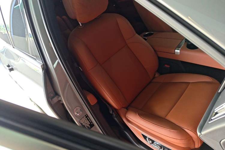 Used Li Auto L9 2025 Ultra Smart Refreshed Edition Right Front Seat