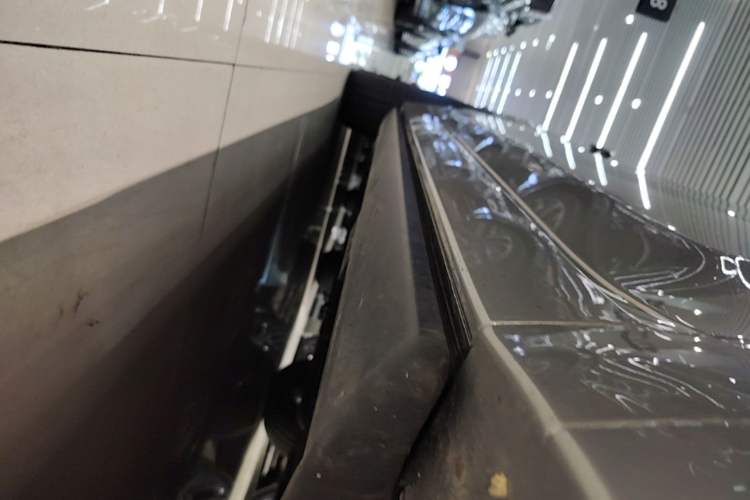 Used Li Auto L9 2025 Ultra Smart Refreshed Edition Right Side Sill