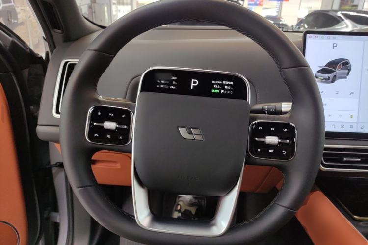 Used Li Auto L9 2025 Pro Smart Refreshed Edition Steering Wheel